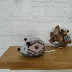 ミナペルホネン⭐handmade⭐はりねずみ君ピンクッション