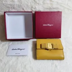 新品未使用Salvatore Ferragamo 財布 三つ折り ヴァラリボン