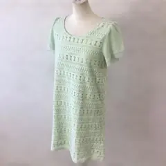 8.23 h791 グローブ 半袖ワンピース M 刺繍￼