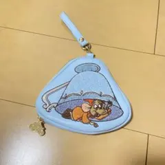 しまむら　シンデレラ　ポーチ