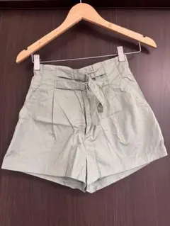 H&M ショートパンツ