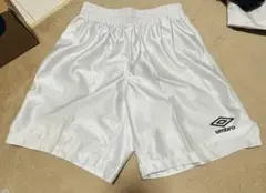 umbro ホワイト ハーフパンツ S