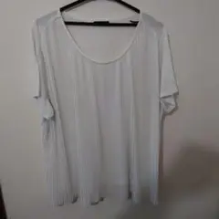 ホワイト プリーツ Tシャツ 4Lサイズ