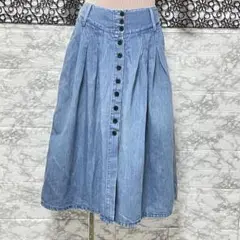 ✨a.7デニム　膝丈スカート☘️ 前ボタンタイプ　中古品です♪