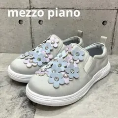 mezzo piano メゾピアノ お花モチーフつき スリッポン 18.0