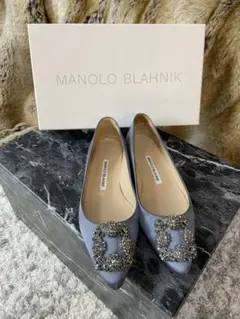 マノロブラニク ハンギシフラット