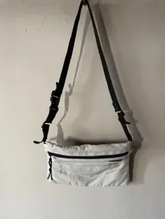 GASTON LUGA LIGHTWEIGHT ショルダーバッグ