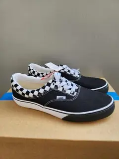 〈匿名発送〉Vans チェッカー スニーカー 黒/白 ERA