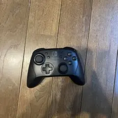 Nintendo Switch コントローラー ブラック HORI