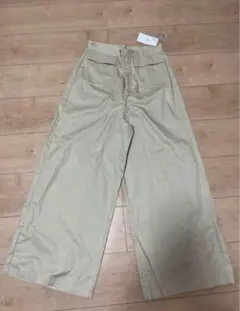 アーバンリサーチ　ワイドパンツ S 新品未使用