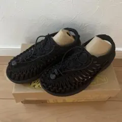 《超美品》KEEN サンダル 編み込み　黒　25cm