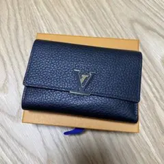 ルイヴィトン カプシーヌ 三つ折り財布