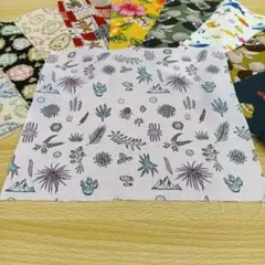 ★C197★ カットクロス/プリント生地/国産/25cm×25cm/10点
