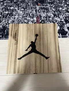 Air Jordan 木製靴保管ボックス
