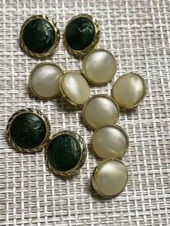 Item thumbnail for item 411dceba-36f2-4efb-a988-ad5cfe2e2323