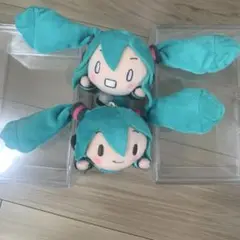 初音ミクシリーズ　寝そべりキーチェーンマスコッ