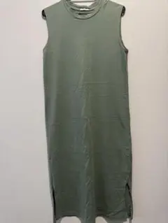 GU ノースリーブロングワンピース オリーブグリーン