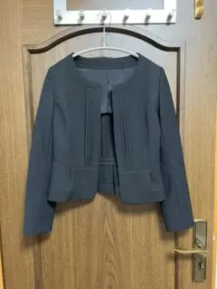 美品☆ノーカラーフォーマルジャケット