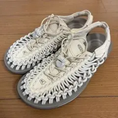 24KEENユニークサンダル24㎝ホワイトキャップ/コーンスネークUNEEK