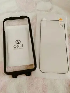ONES iPhone14Pro 全面保護強化フィルム ガイド枠付き 黒縁