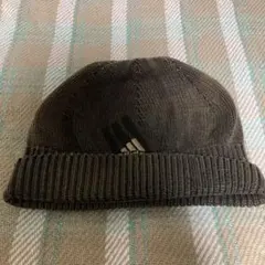 adidas ブラウン ニット帽