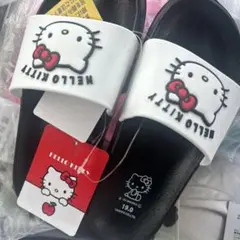 新品⭐️19cm キティサンダル　スリッパ⭐️キッズ子供Sanrio