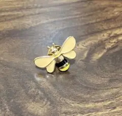 蜂 ピンバッジ ヴィンテージ風