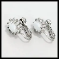 Item thumbnail for item 3ed96385-0e45-4cd9-a1de-e7d8a4d59c01