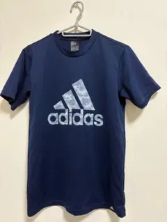 adidas ネイビー Tシャツ