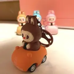 ラブブ　キーホルダー　labubu
