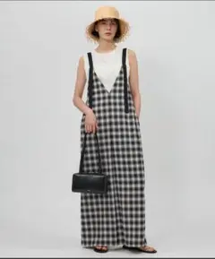 BABYLONE バイカラーキャミオールインワン