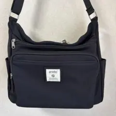 anello GRANDE CINNAMON A4ショルダーバッグ ブラック