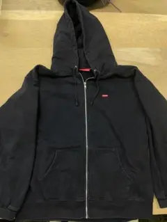 supreme パーカー