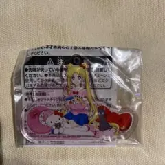 美少女戦士セーラームーン　アクリルキーホルダー　月野うさぎ　ハローキティ