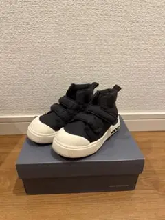 ミッキーマウス ブラックスニーカー 23cm