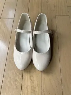 キッズフォーマルシューズ　21.5 べージュ