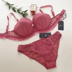 ♡セール♡グラマーサイズ♡高級イタリア クリスティーズ綺麗なローズ