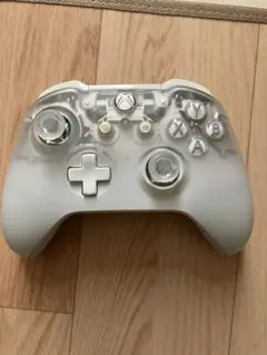 Xbox One クリアホワイト コントローラー