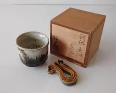 岡本憲治(作礼)作　唐津焼　桑原　茶碗　共箱　茶道具 岡本憲治(作礼)作 唐津焼 桑原 茶碗 共箱 茶道具 - メルカリ