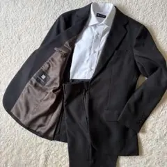 【美品】 P.S.FA ブラック ストライプ ビジネススーツ　背抜き M A5