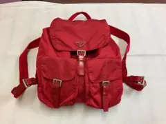 PRADA リュック 赤