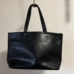 ★未使用級★　HERZ　ヘルツ　フツウトート　BLACK　XS オンオフで使えるA4サイズのファスナートートバッグ「革鞄のHERZ