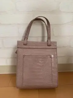 クロコ調ピンクショルダーバッグ