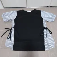 ikka 黒とストライプ サイドリボン Tシャツ