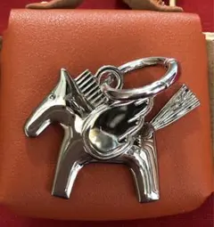 【新品】ペガサスチャーム　キーホルダー シルバー