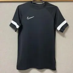 ナイキ　Tシャツ　S