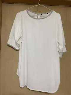 ハニーズ　ブラウス