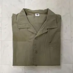 カーキ色 半袖シャツ 胸ポケット付き