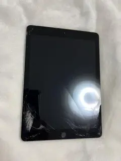 iPad 第6世代 32GB 画面割れ ジャンク
