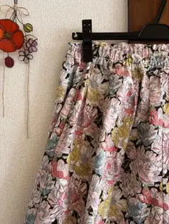 LIBERTY リバティ　パンツ　サルエルパンツ　ゆるパンツ　コーデュロイ